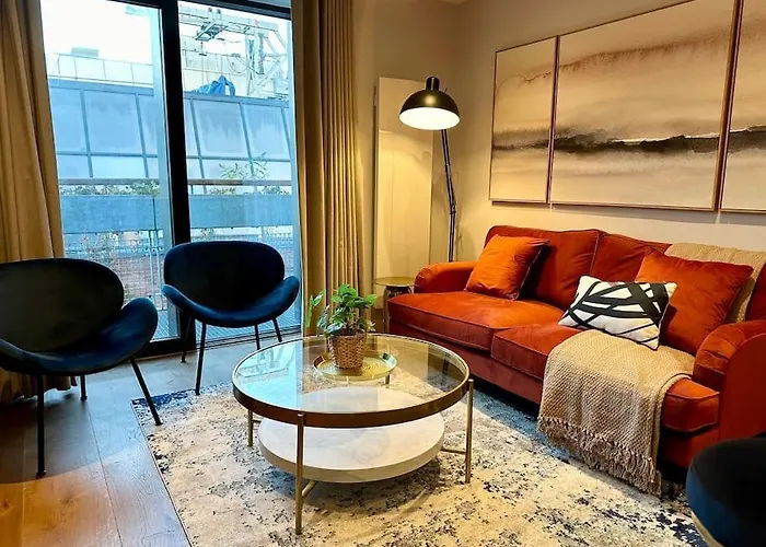 Stunning Centre Duplex With Free Parking Manchester