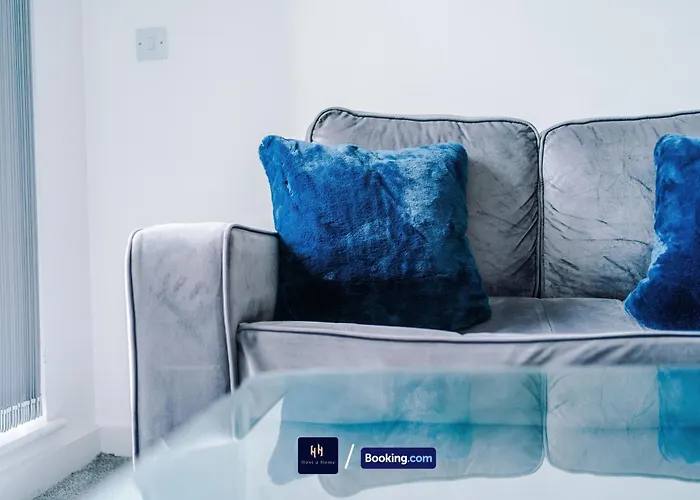 Modern 1 Bed With Balcony By Host A