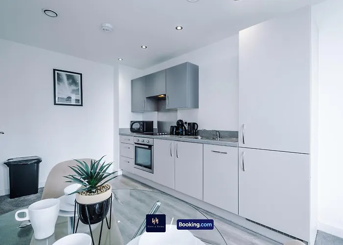 Modern 1 Bed With Balcony By Host A Apartament Manchester