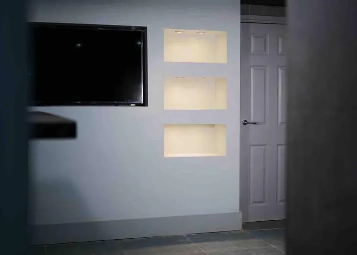 Apartman Casa Jungle Slps 20 Plp Mcr, Hot Tub, Bar, Cinema *