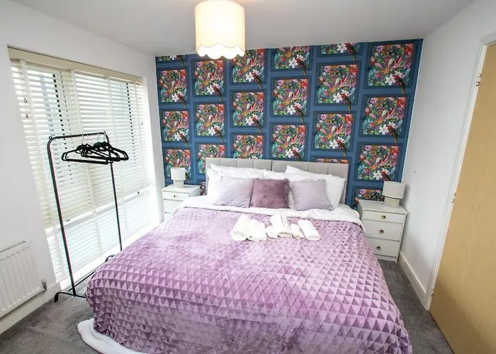 Coop Arena Luxurious Townhouse Hébergement de vacances Manchester