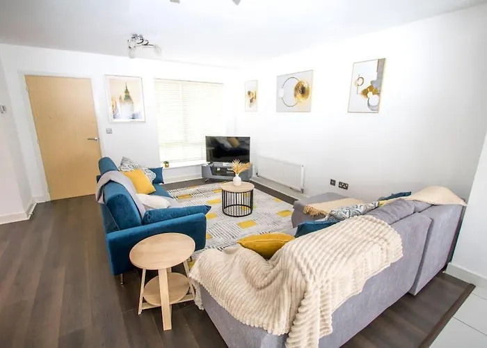 Coop Arena Luxurious Townhouse Hébergement de vacances