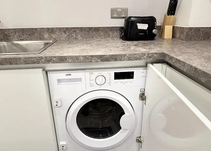 2br Duplex In Salford Mcr Sleeps4 Videos In Photos * 曼彻斯特