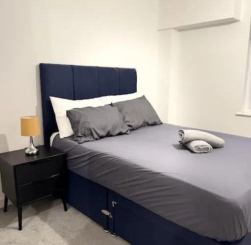 2br Duplex In Salford Mcr Sleeps4 Videos In Photos 公寓