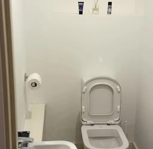 2br Duplex In Salford Mcr Sleeps4 Videos In Photos 公寓