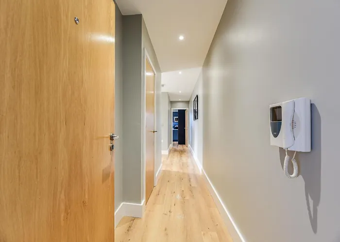 Luxury Prime Location Flat Daire