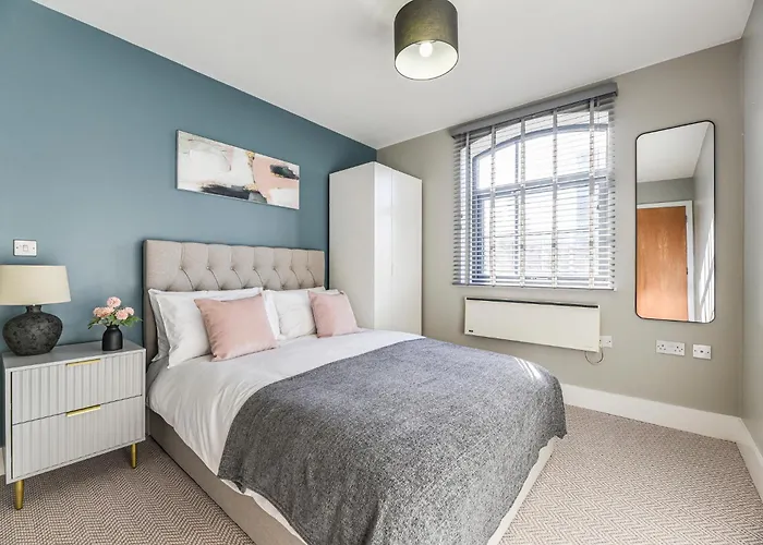 Luxury Prime Location Flat