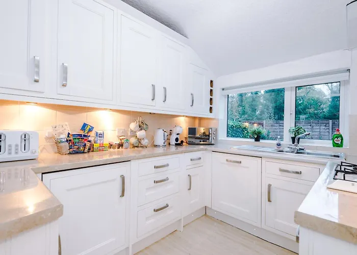 펜션 New! 4-bed In By 53 Degrees Property, Ideal For Business & Long Term Contractor Stays, Sleeps 10!