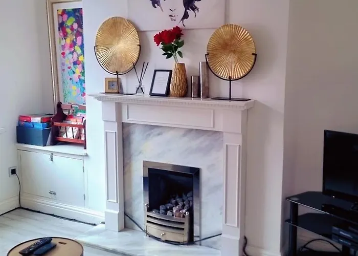 Gorgeous Stylish Cheri Victorian House In