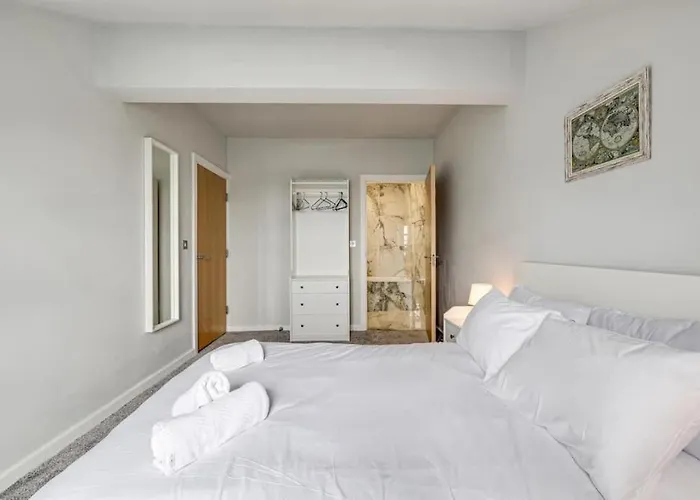 Large 2 Bed 2 Bath 公寓 曼彻斯特