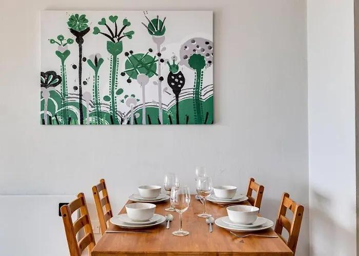 Large 2 Bed 2 Bath מנצ'סטר