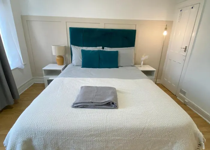 Traditional Home-games Room-free Parking