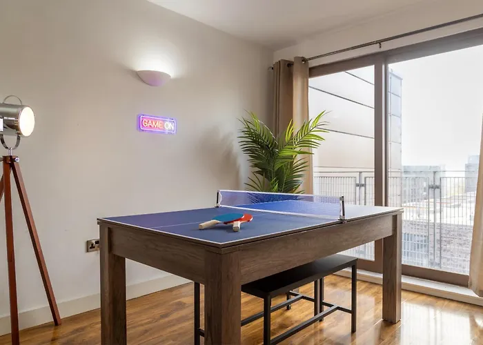 Near Centre,penthouse,etihad ,cooplive 公寓