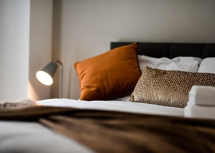 Modern 2 Bedroom - Centre - Parking 맨체스터