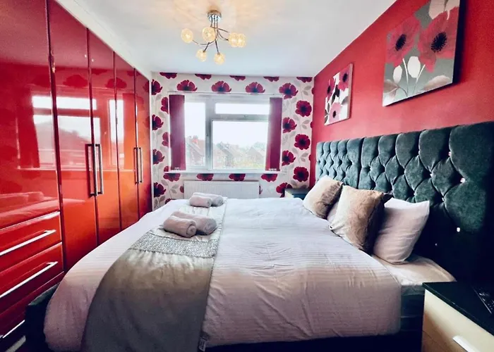 13 Guests - Free Parking - House *