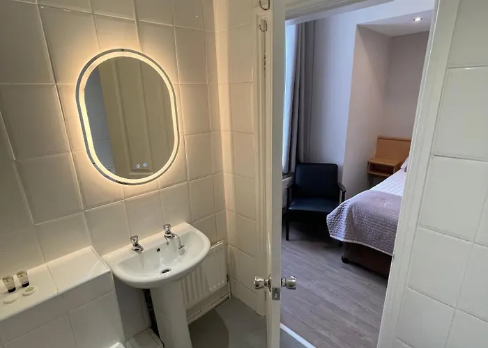 The Westlynne & 3* Manchester