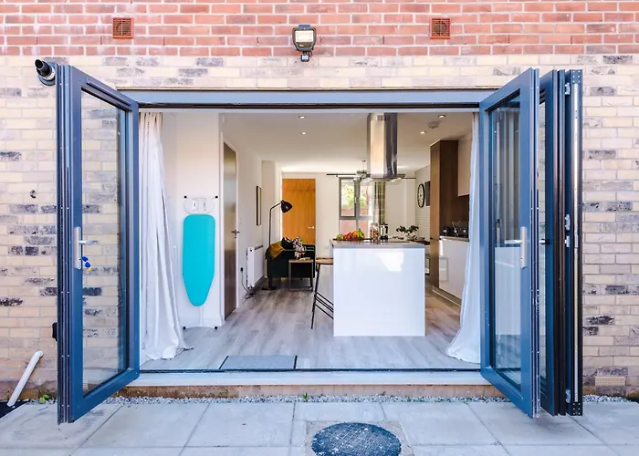 Rest&recharge At Waterway House Mánchester