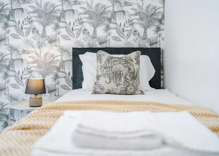 Rest&recharge At Waterway House Tatil Evi *