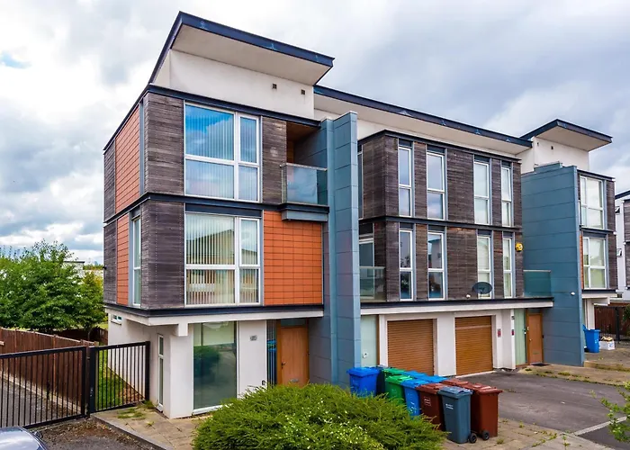 Townhouse 5mins To Centre And Etihad - Free Secure Parking * Manchester