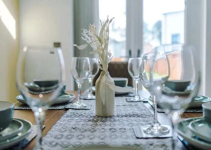 R&r - Modern Townhouse Near Etihad & Centre *