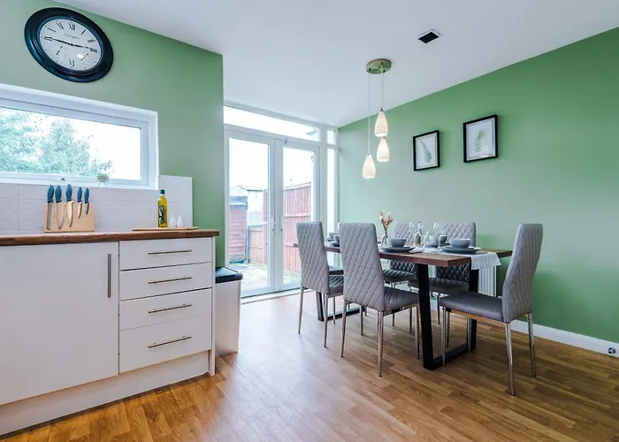 Townhouse 5mins To Centre And Etihad - Free Secure Parking * Manchester