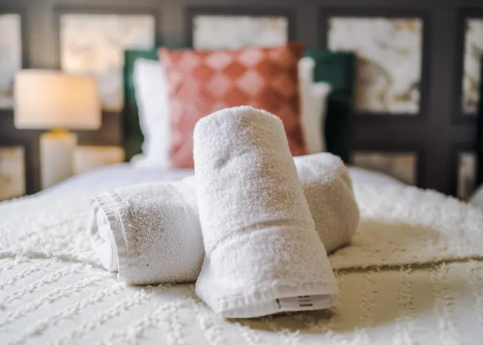 R&r - Modern Townhouse Near Etihad & Centre