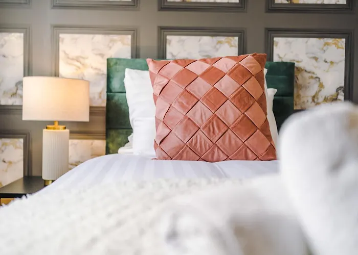 펜션 R&r - Modern Townhouse Near Etihad & Centre 맨체스터