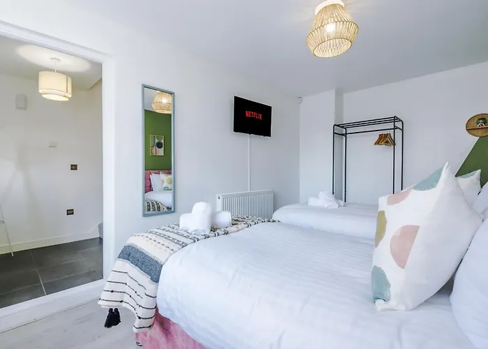 R&r - Modern Townhouse Near Etihad & Centre