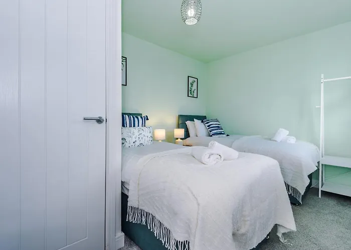 R&r - Modern Townhouse Near Etihad & Centre 맨체스터