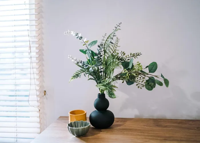 펜션 Rest&recharge At A Spacious Townhouse By The Etihad