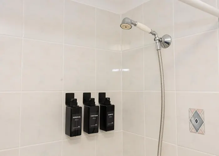 The Burton- Free Gated Parking Apartament Manchester