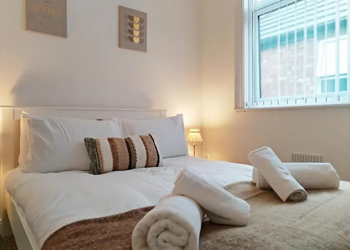 Casa vacanze Modern 4 Bed House - Free Parking Manchester