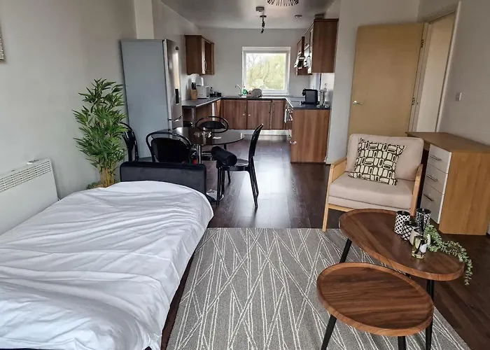 Lovely 3 Bed Close To Centre By Superhost Manchester