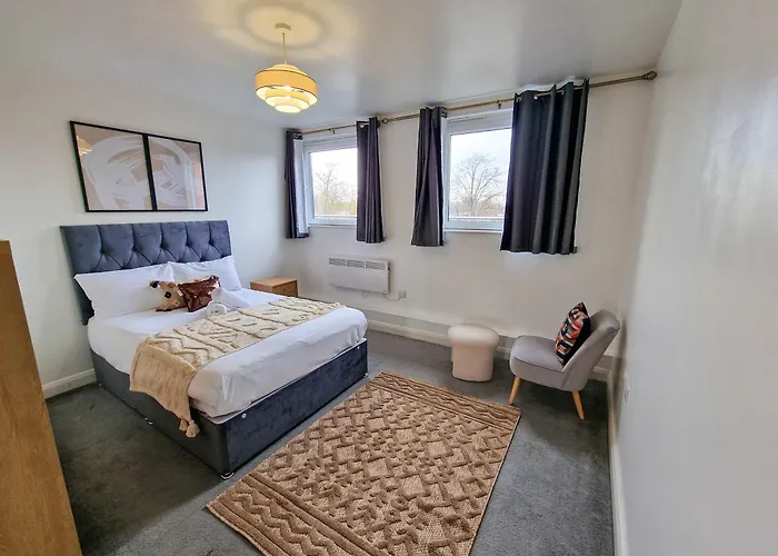 Lovely 3 Bed Close To Centre By Superhost *