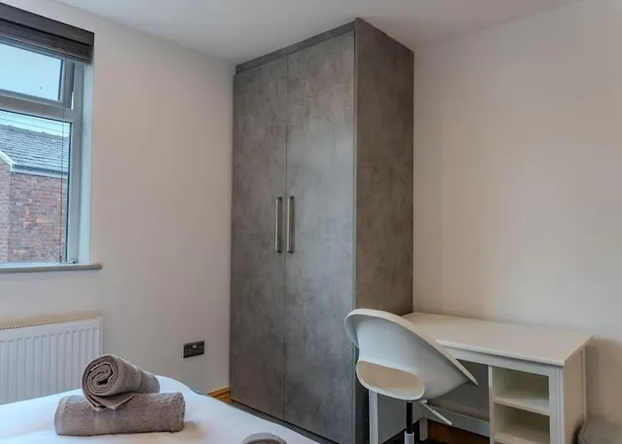 Luxury 4 Bedroom מנצ'סטר