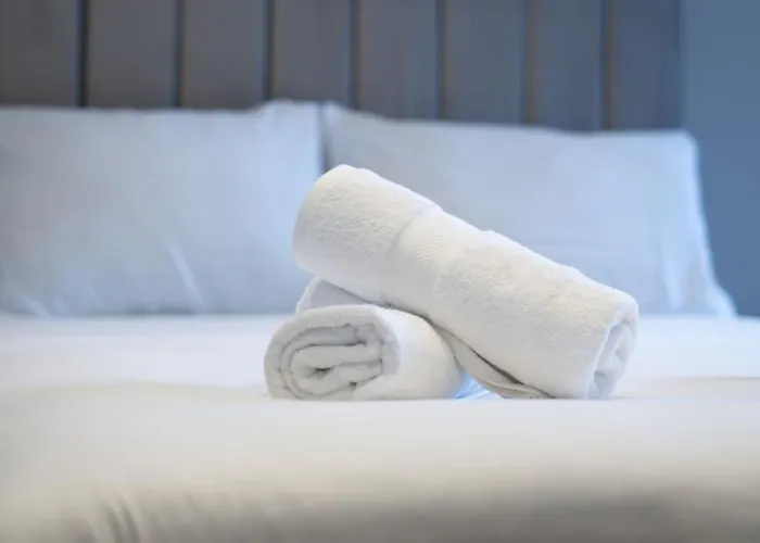 Luxury 4 Bedroom Apartament Manchester