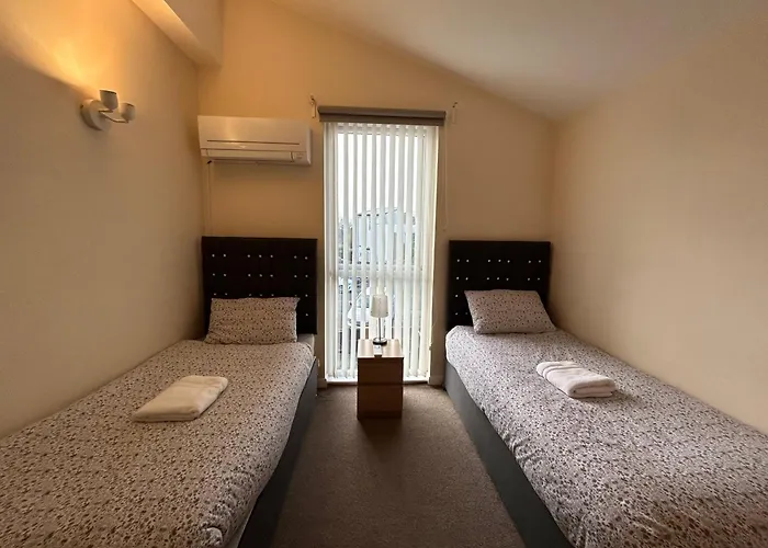 Great House + Air Conditioning + Free Car Parking