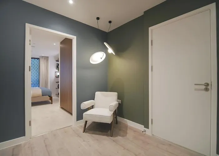 Midori By The Heim Daire