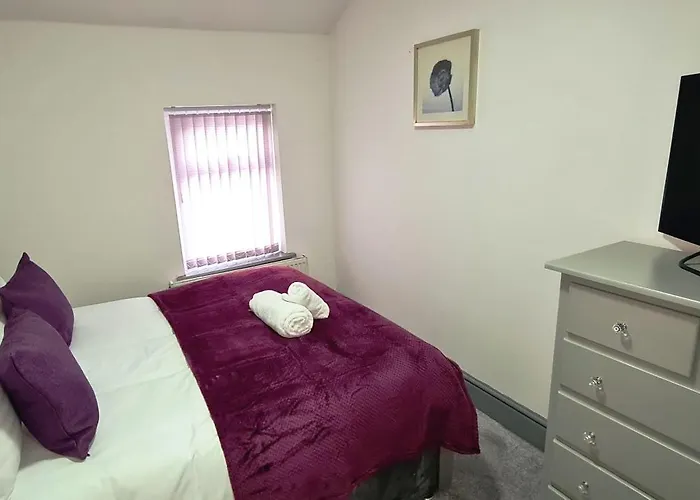 Large Victorian House 15 Minutes From Centre Ferienhaus *