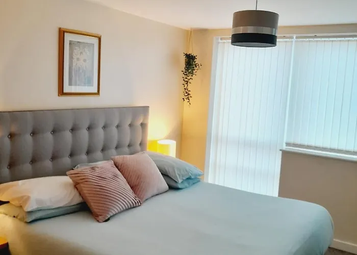 Modern 2 Bed, 2 Bath Near Etihad Stadium And Coop Live Apartmán *
