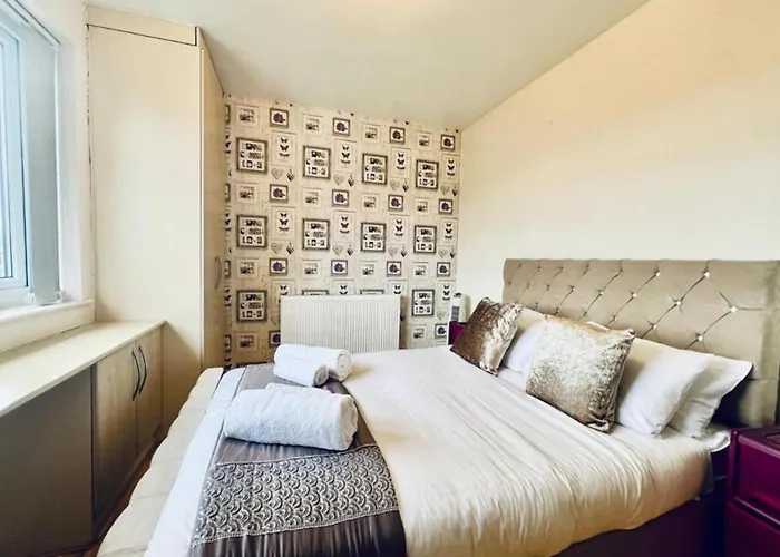 Vakantiehuis 13 Guests - Free Parking - House