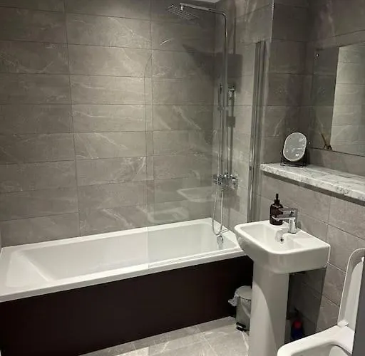 Luxurious 2 Bedroom * Mánchester