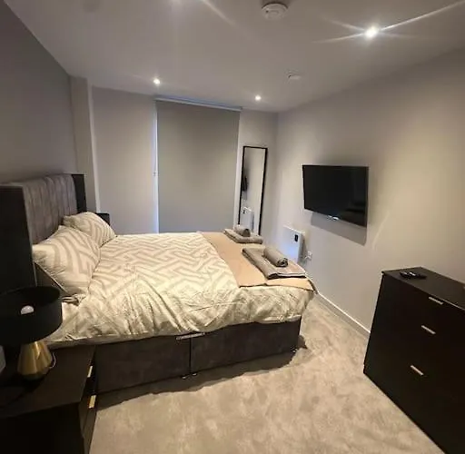 Luxurious 2 Bedroom Apartamento