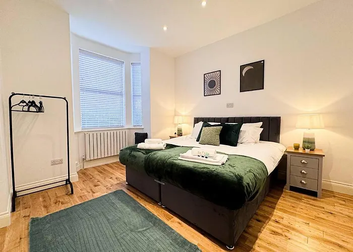 Four Bedroom House By Brookland Serviced Short Lets With Free Wifi Apartamento *