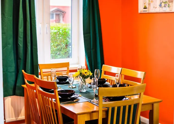 Trafford Eden - 3 Bed Near Old Trafford And Trafford Centre With Free Parking Dom wakacyjny