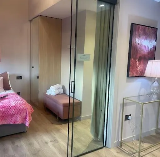 Διαμέρισμα Pretty Pink Posh Penthouse