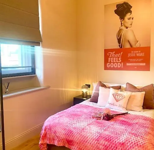 Pretty Pink Posh Penthouse *