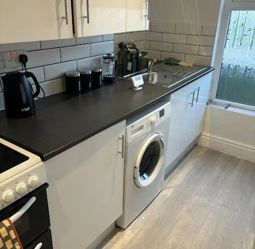 Withington Haven - 2-bed Luxury 아파트 맨체스터