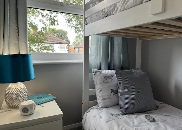 Modern 3-bed Stay-away-home Sleeps 6 Nr * Mánchester