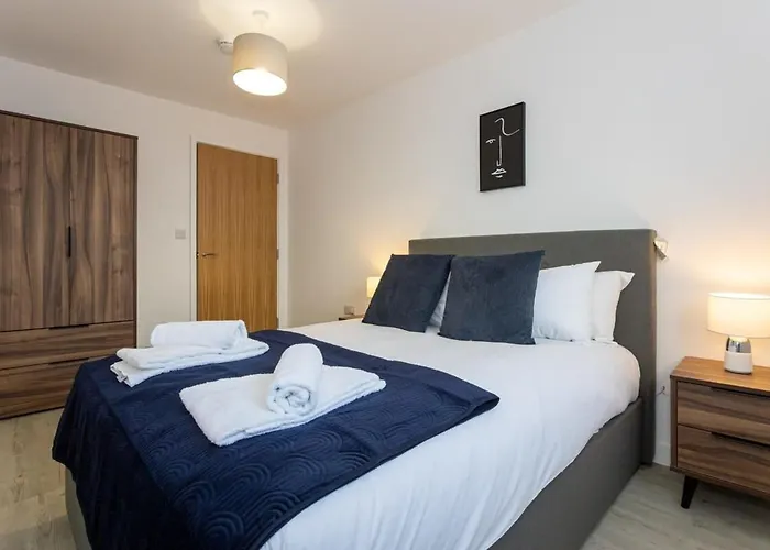 Media Salford Quays Flat By Superhost *